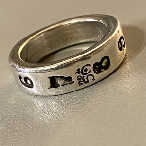 Uno de 50 Numbers Ring